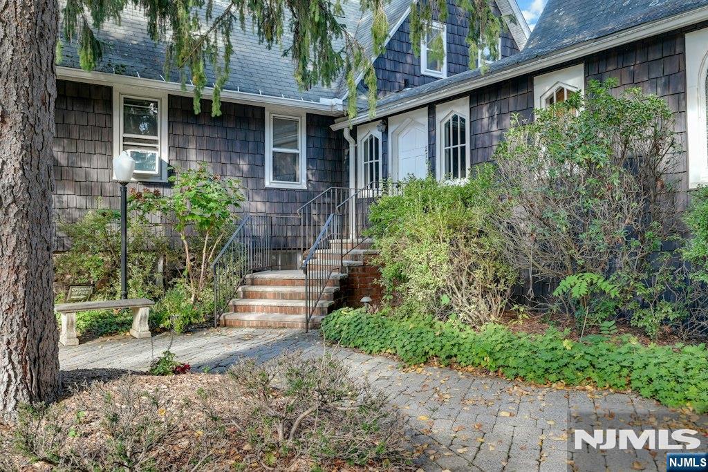 270 Franklin Turnpike - Photo 2