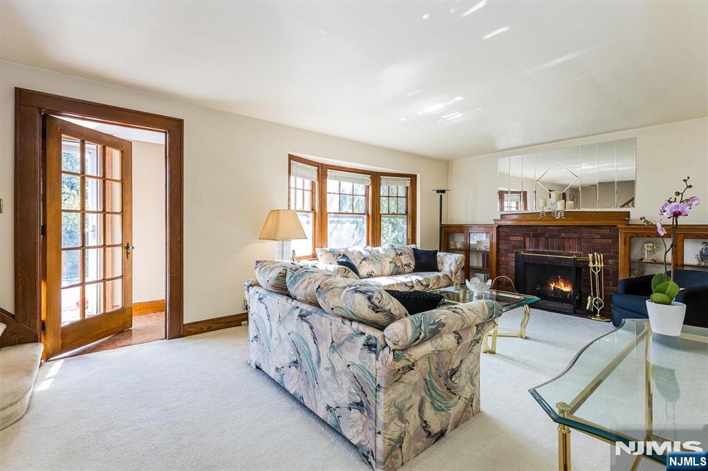 260 Sylvan Road - Photo 3