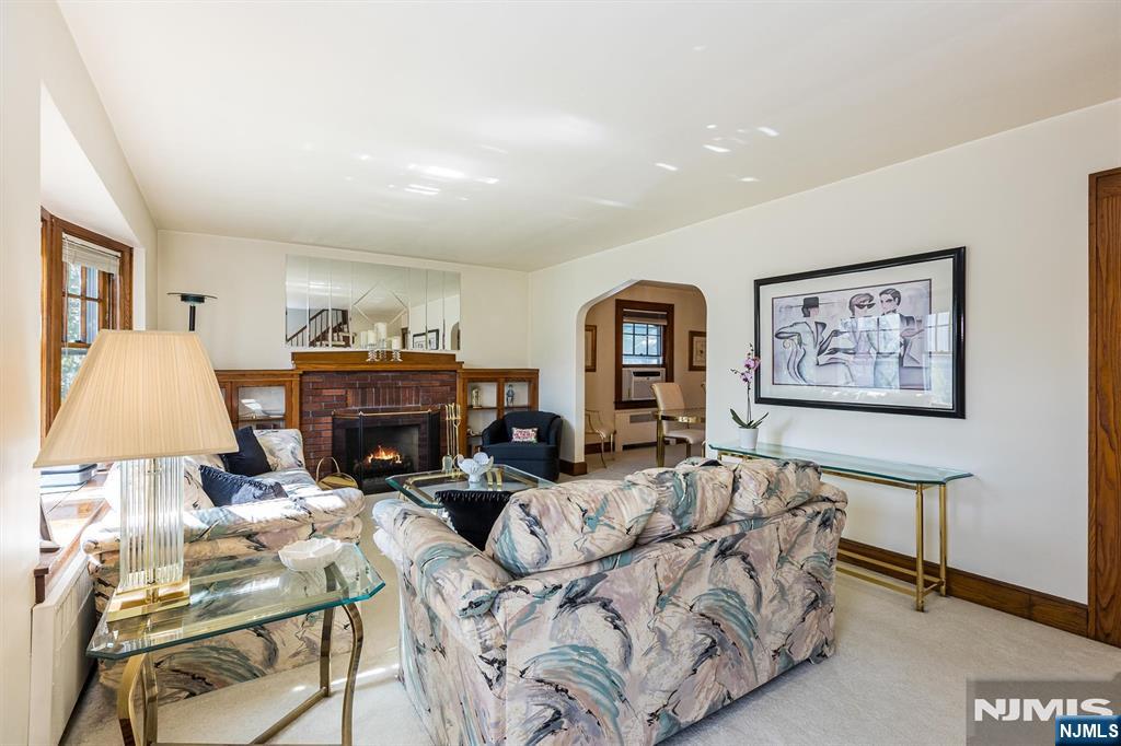 260 Sylvan Road - Photo 5