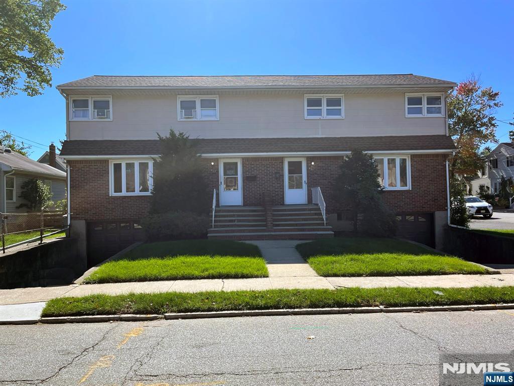 421 New Milford Avenue - Photo 2