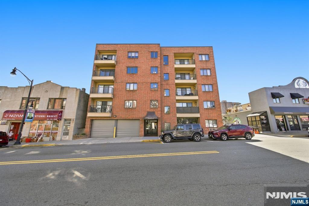 610 Anderson Avenue 3D - Photo 2