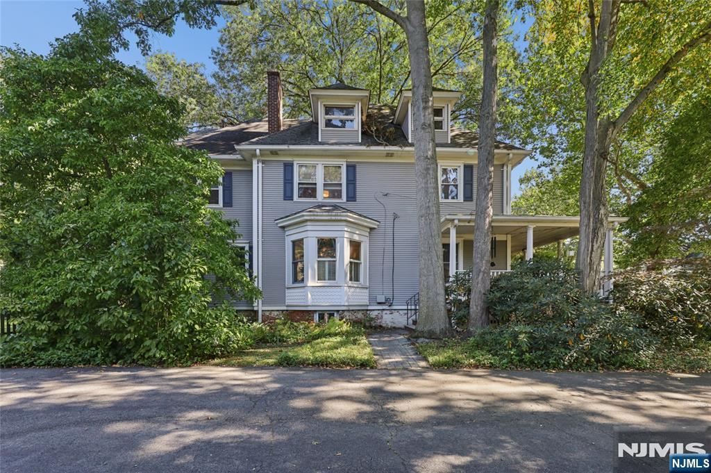 526 Oradell Avenue - Photo 5