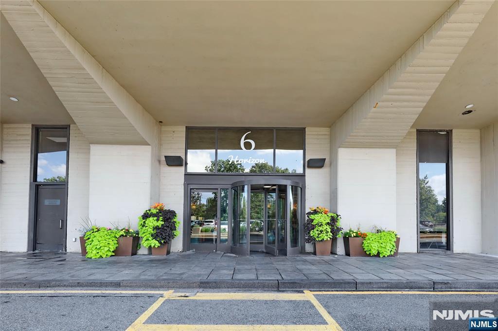 6 Horizon 2106 - Photo 2