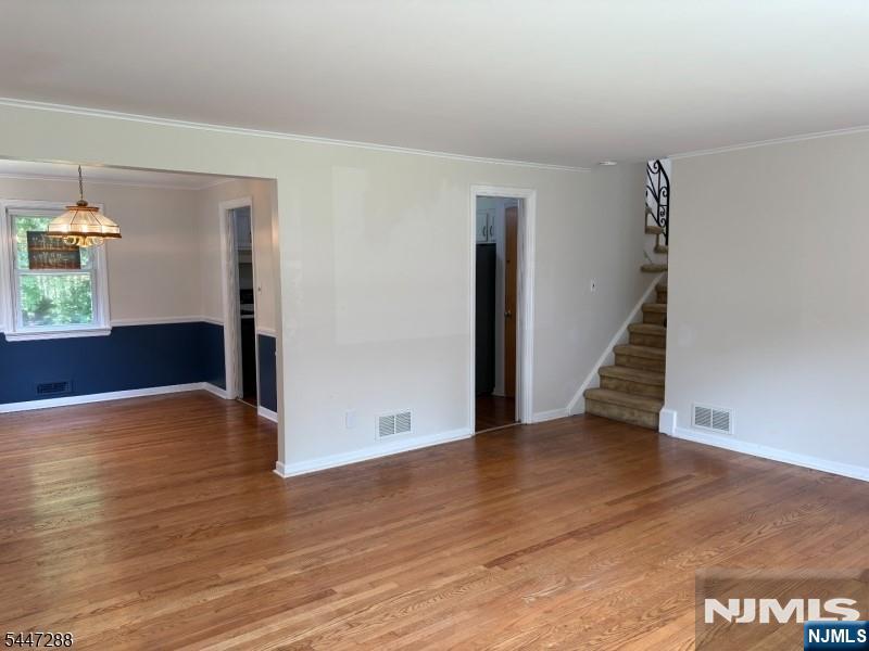 33 Longacre Drive - Photo 4