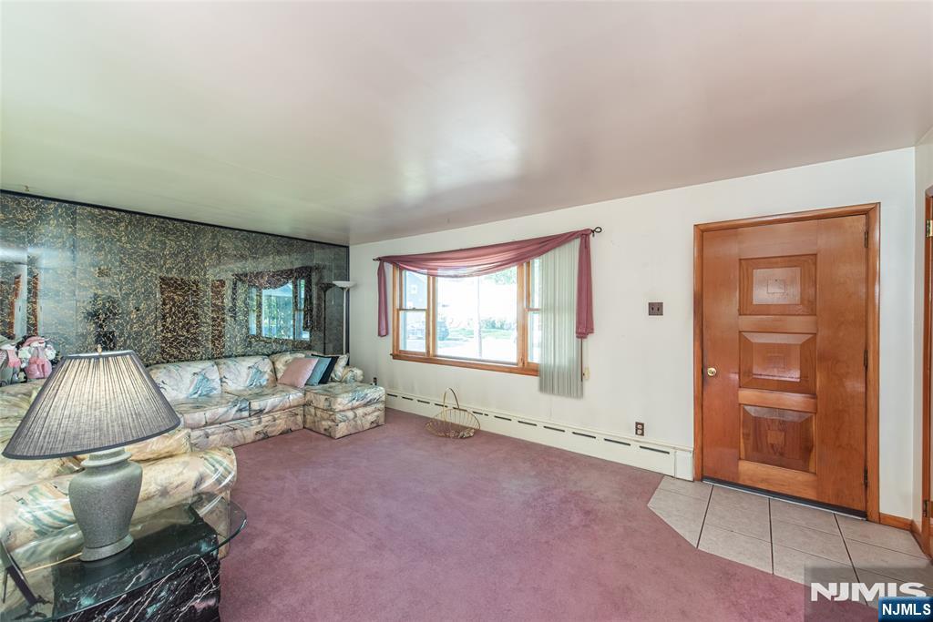 104 Oak Street - Photo 4