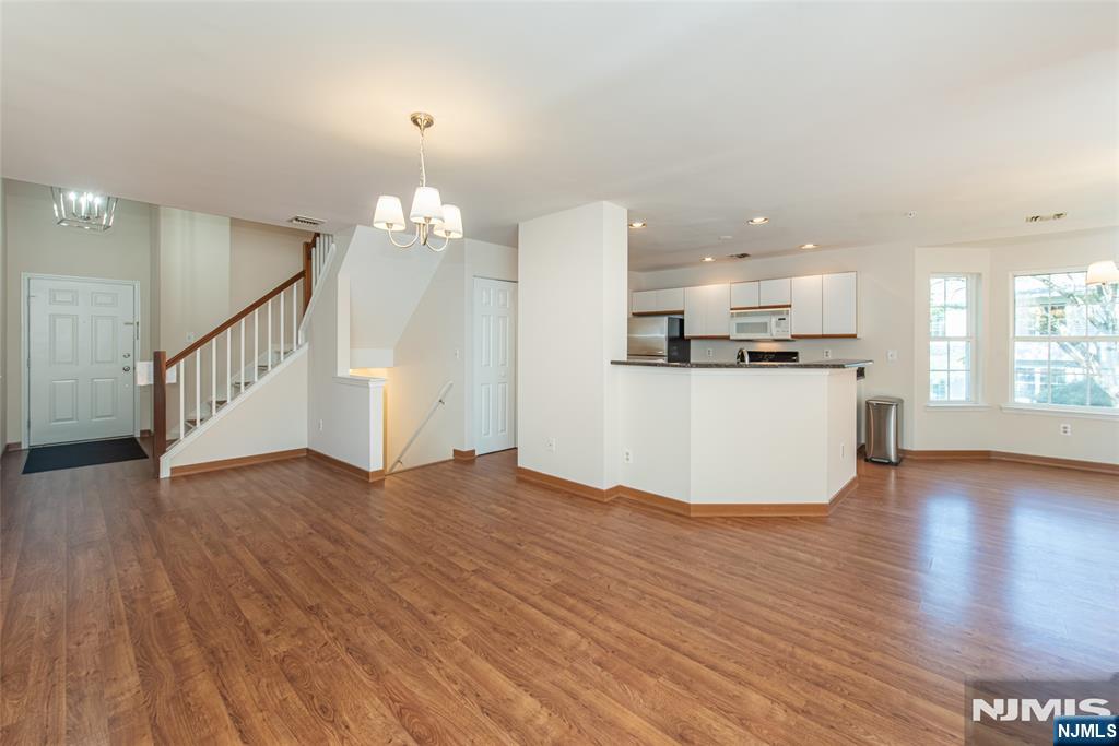 702 Buckland Court - Photo 3