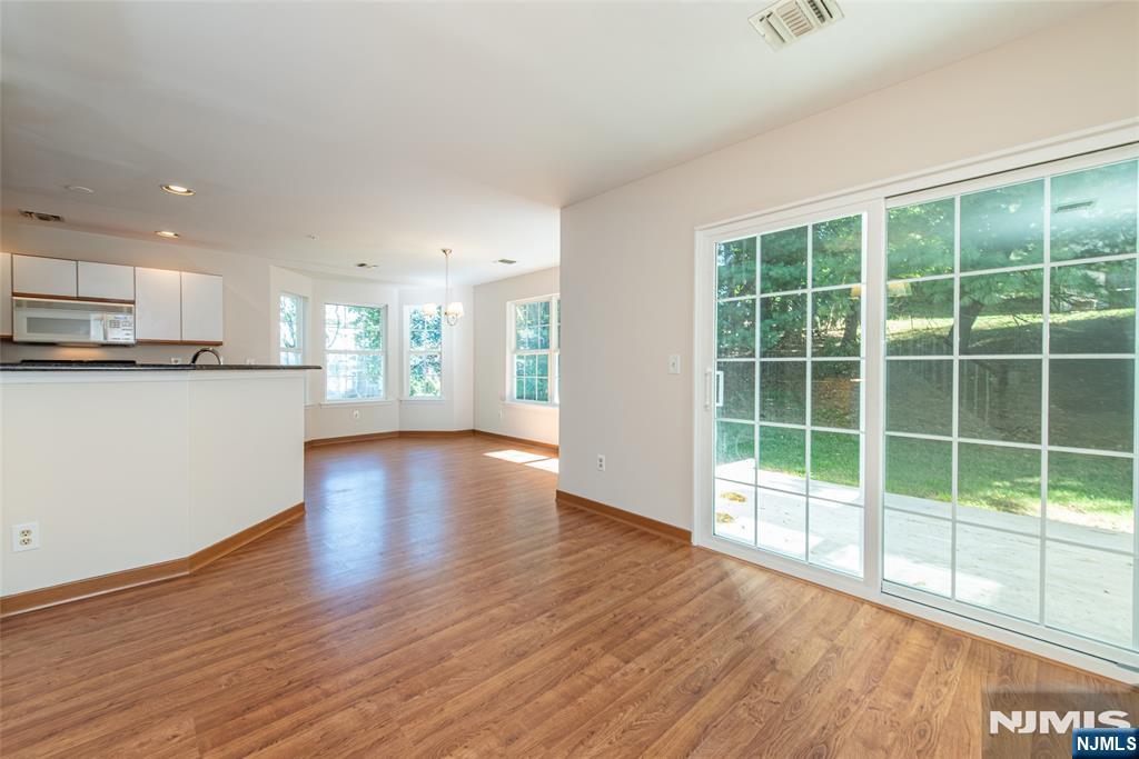 702 Buckland Court - Photo 5