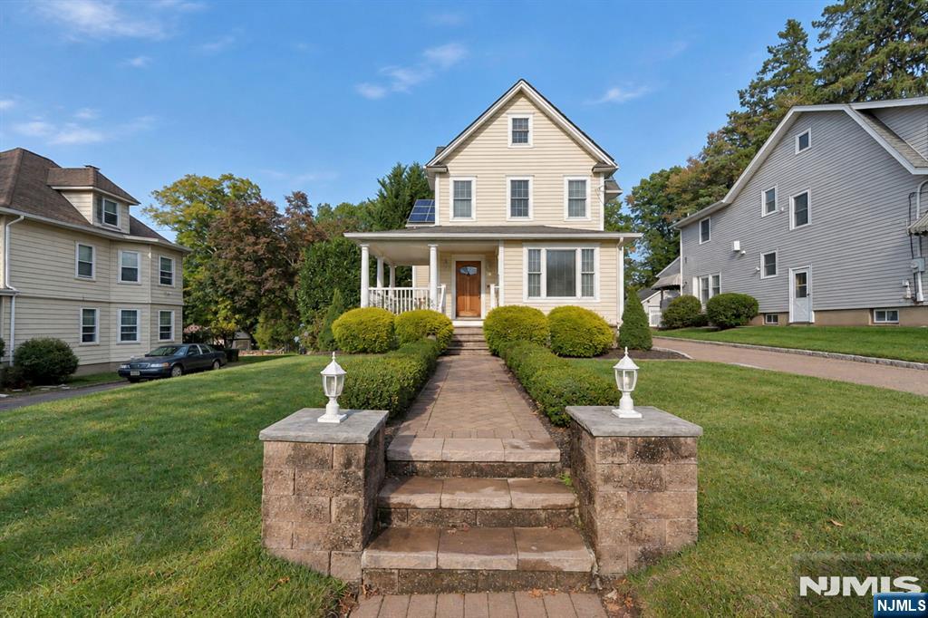 58 Beech Street - Photo 2