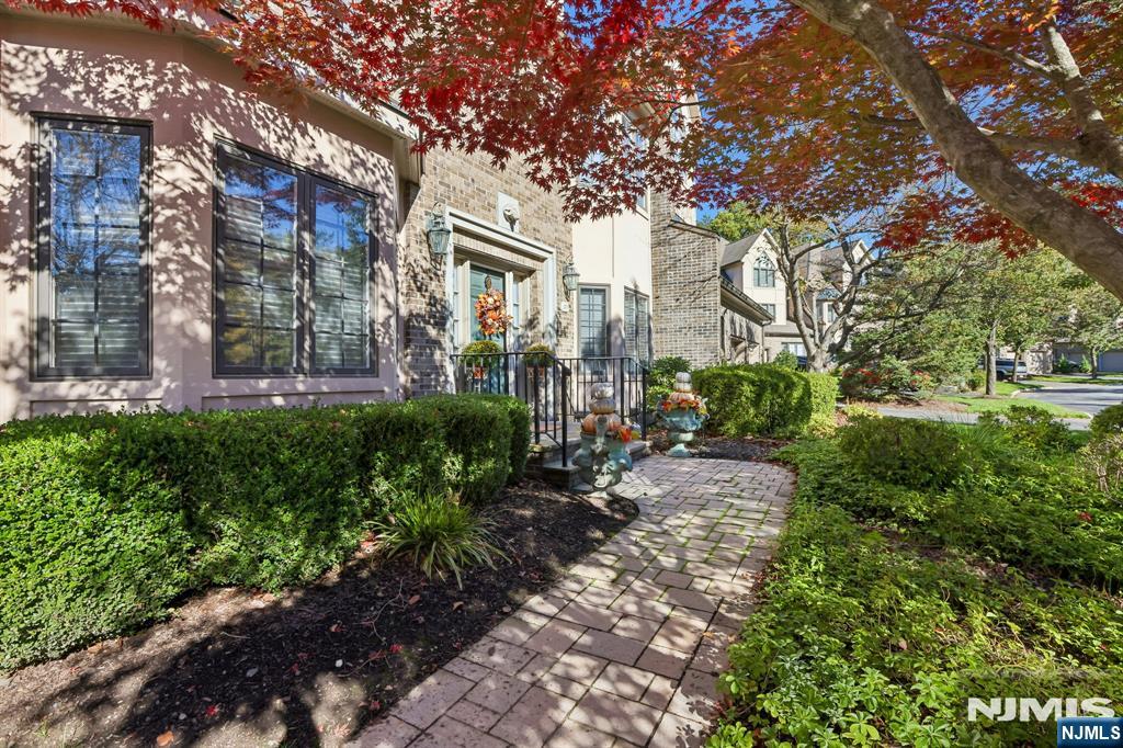 273 Hampshire Ridge 273 - Photo 3