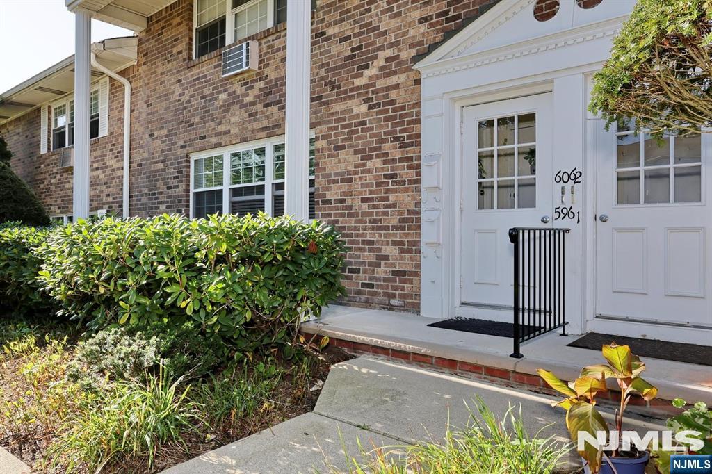66 N Franklin Turnpike 59 - Photo 3