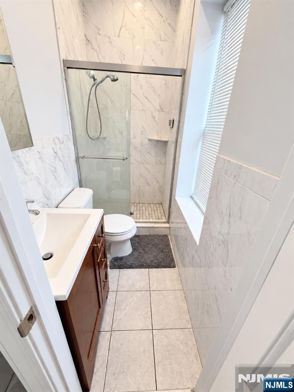 679 Broad Avenue 2 - Photo 2