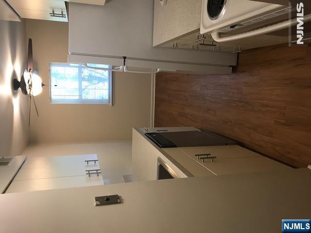 360 Knickerbocker Road 21 - Photo 2