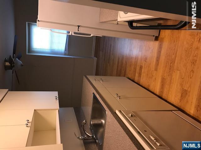 360 Knickerbocker Road 21 - Photo 3