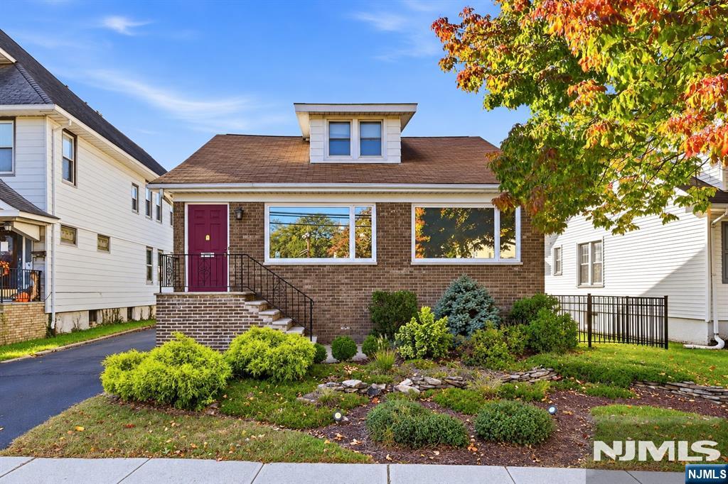 504 Lafayette Avenue - Photo 1