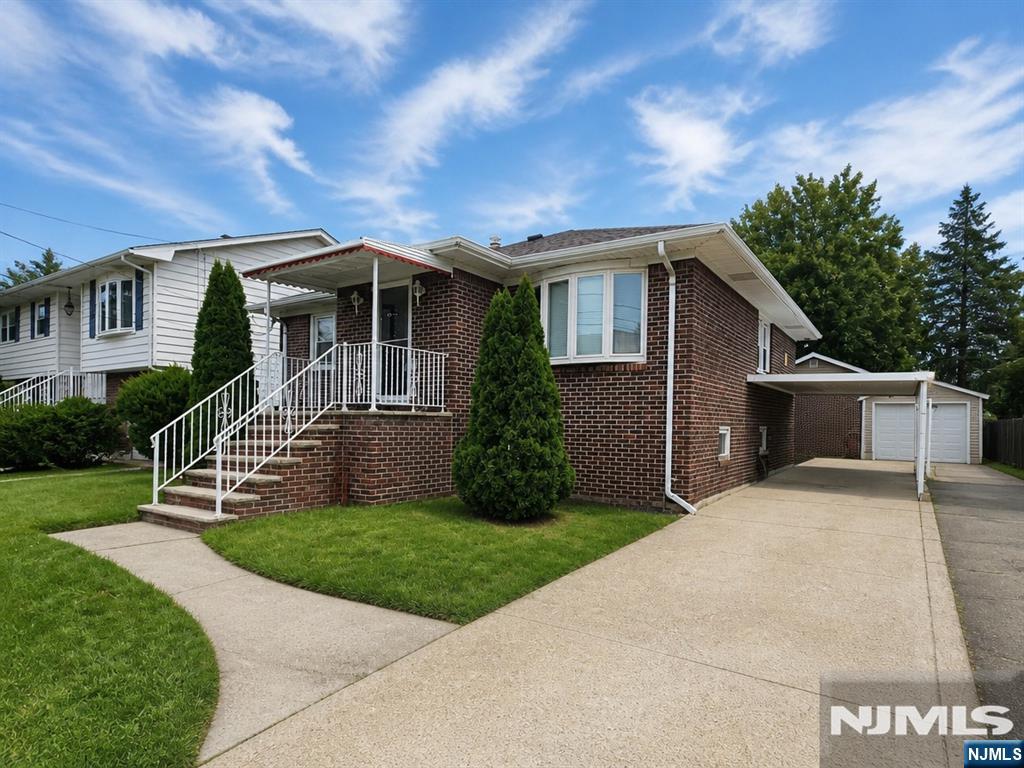 16 Jackson Avenue - Photo 3