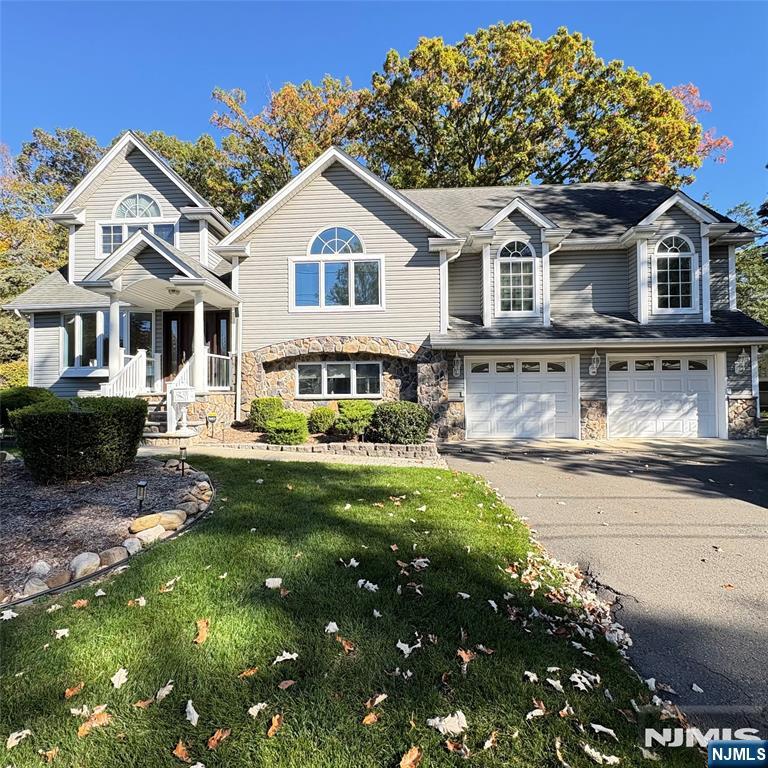 49 White Pond Road - Photo 1