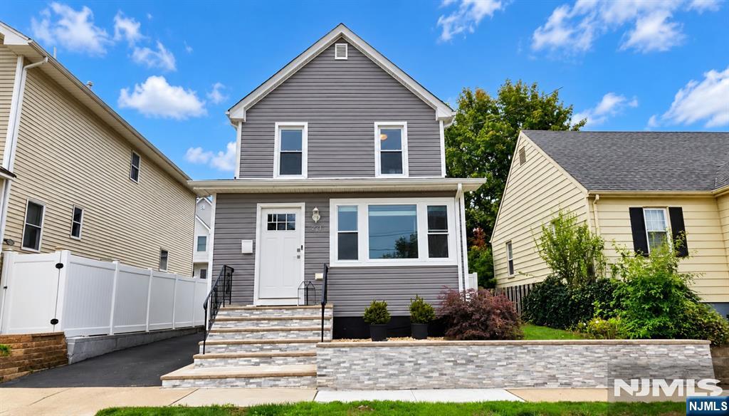 271 Castle Terrace - Photo 1