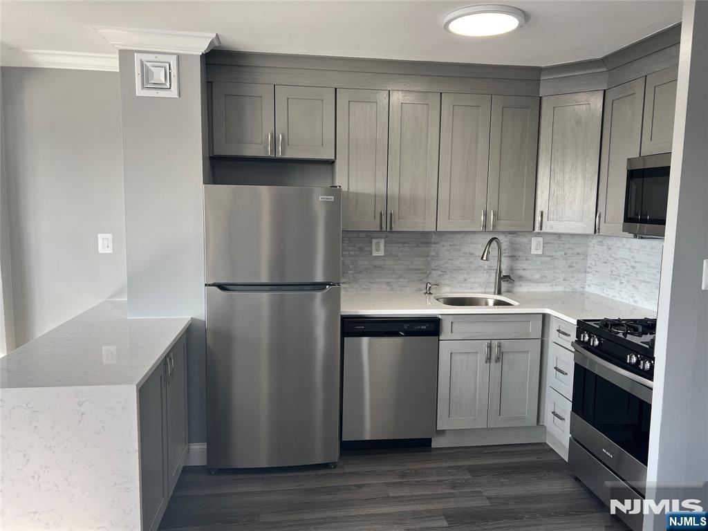 285 Aycrigg Avenue 6F - Photo 4