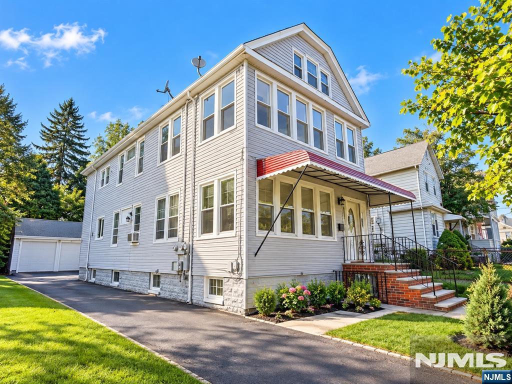 47 Henry Street 2 - Photo 3