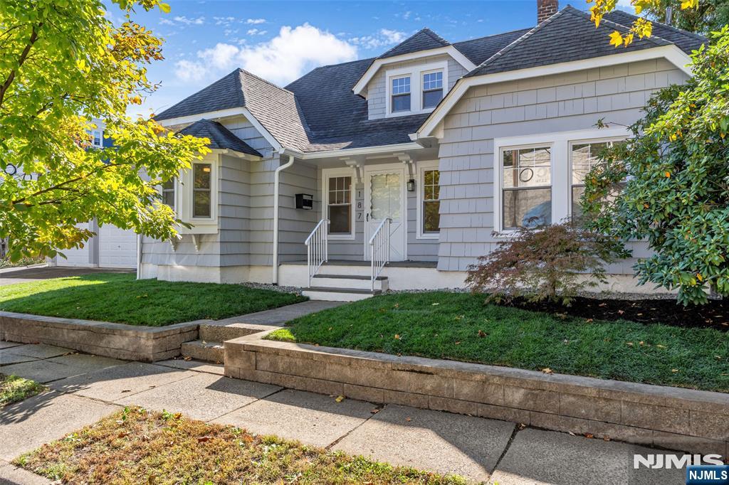 187 State Street - Photo 1