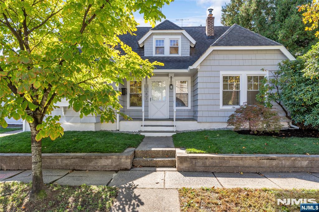 187 State Street - Photo 2
