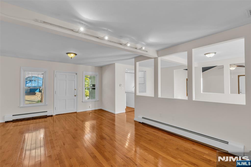 187 State Street - Photo 4
