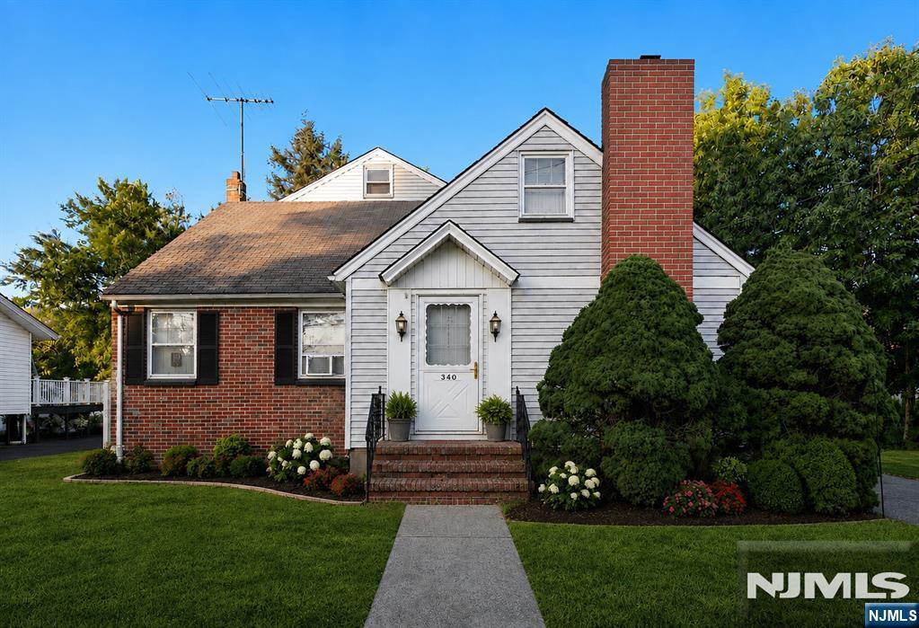 340 Saddle River Road 2 - Photo 1