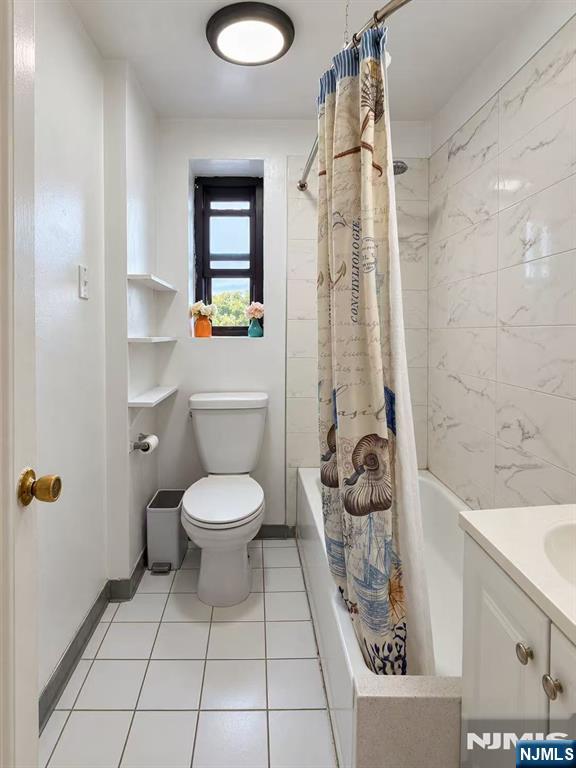 2335 Hudson Terrace c7 - Photo 3