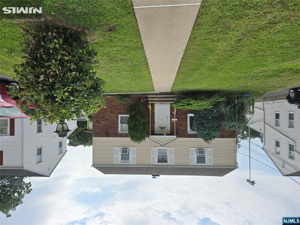 130 18th Avenue - Photo 1