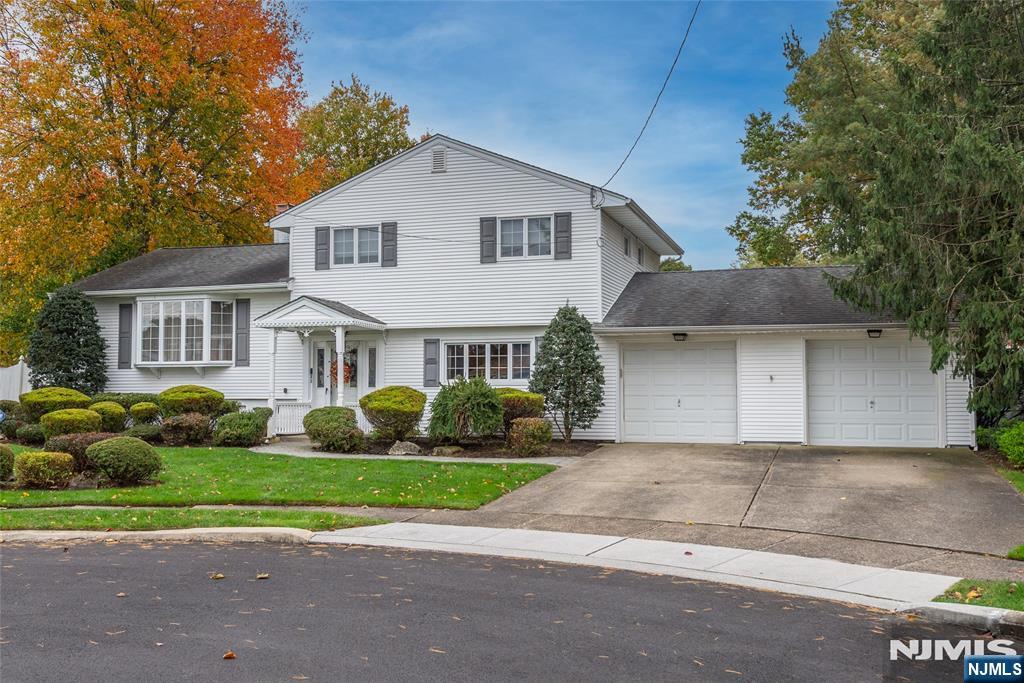103 Sandra Drive - Photo 2