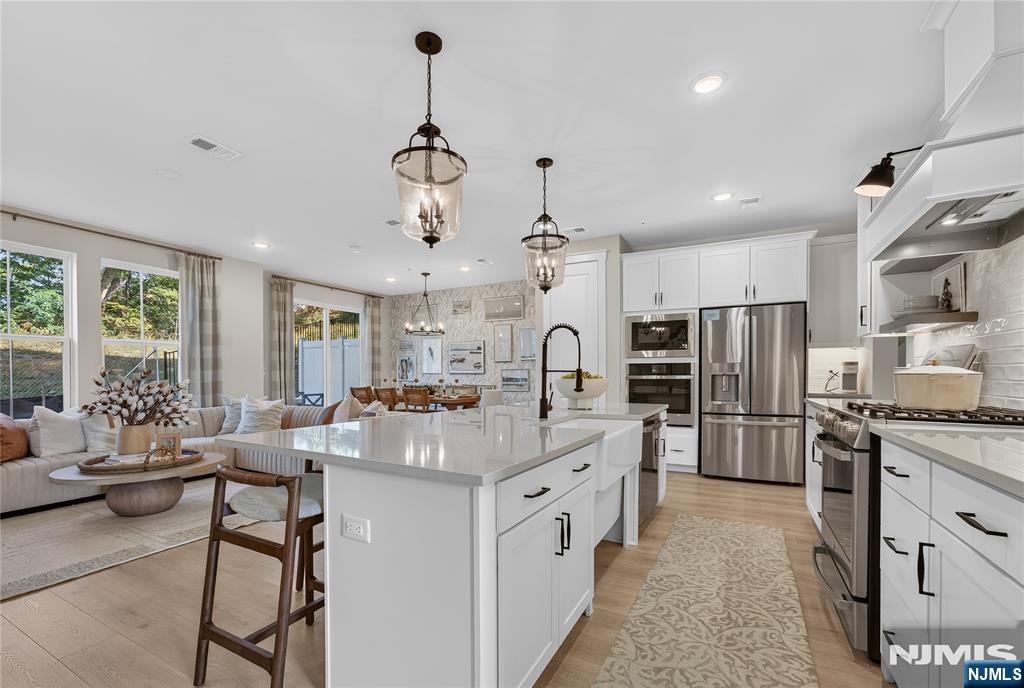 12 Reservoir Court - Photo 1