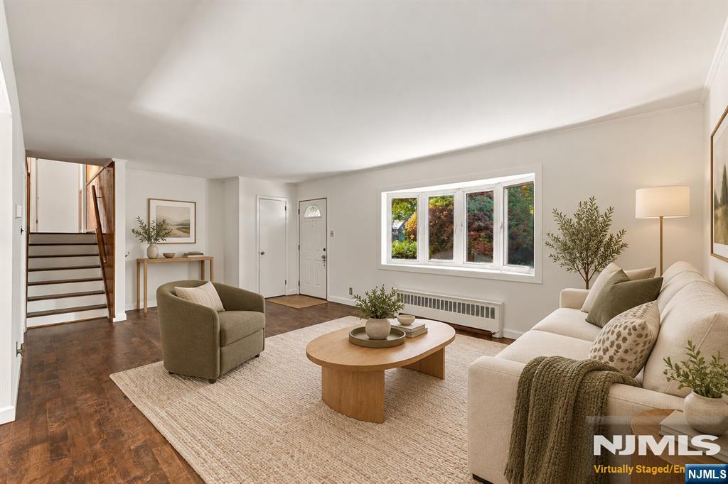 29 Addison Place - Photo 2