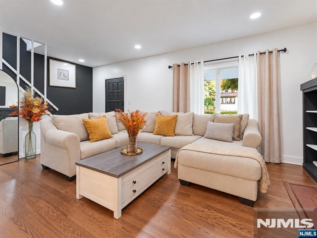 90 Woodland Road - Photo 2