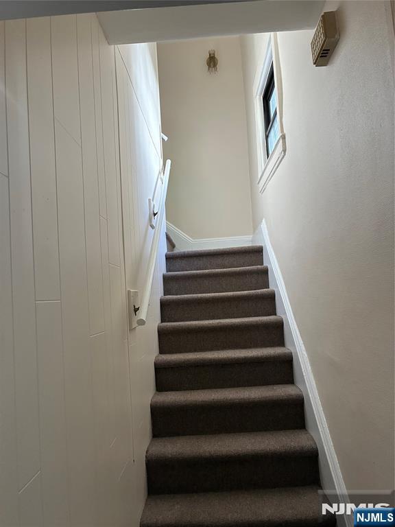 90 Bergen Avenue 2nd floor - Photo 3
