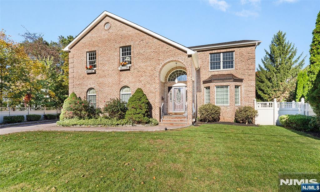6 Cooper Avenue - Photo 2