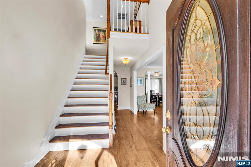 6 Cooper Avenue - Photo 3