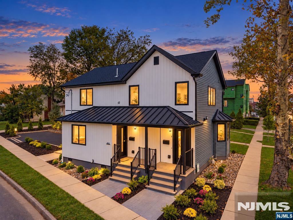 363 Park Street - Photo 1