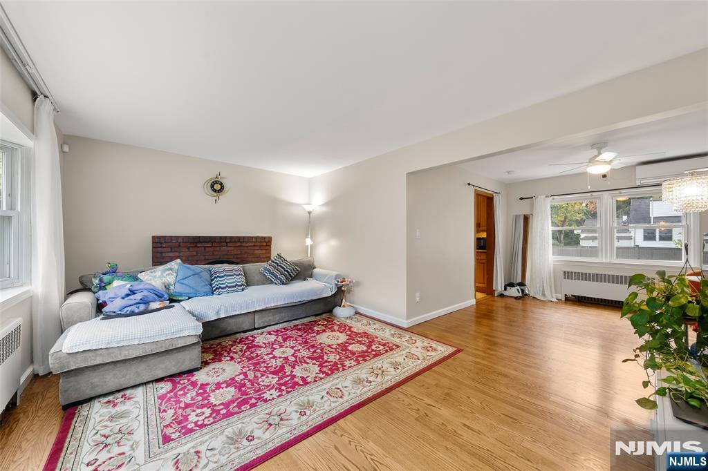 144 Spring Street - Photo 4
