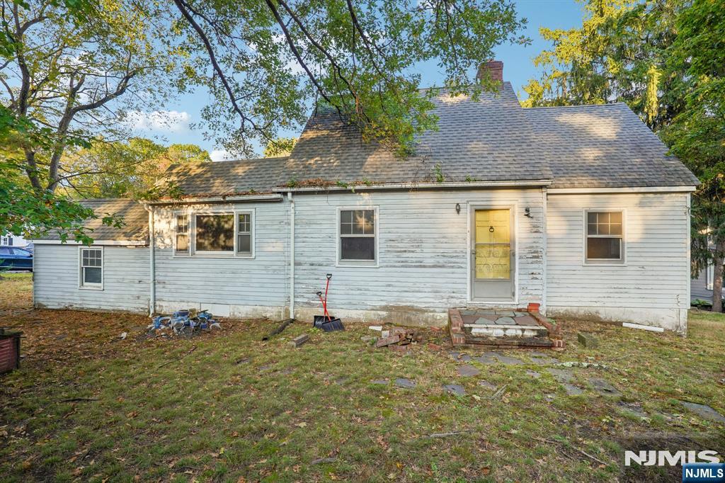 914 Washington Avenue - Photo 1