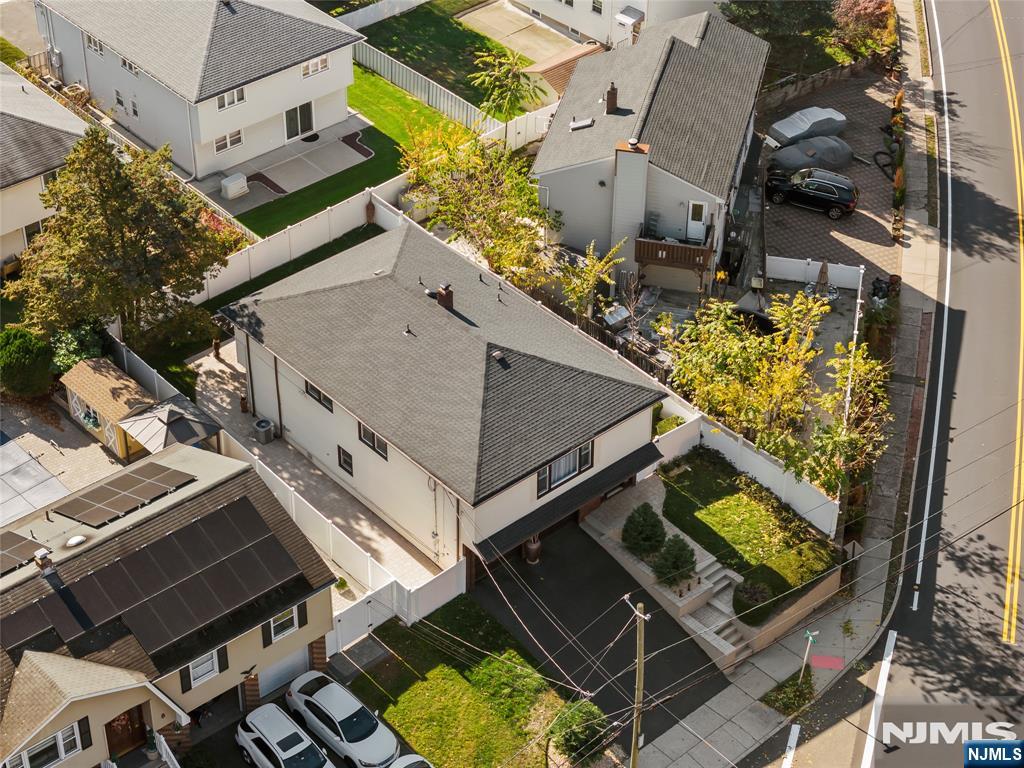 2 Elmwood Terrace - Photo 1
