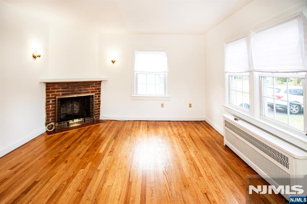 218 Hickory Avenue - Photo 4