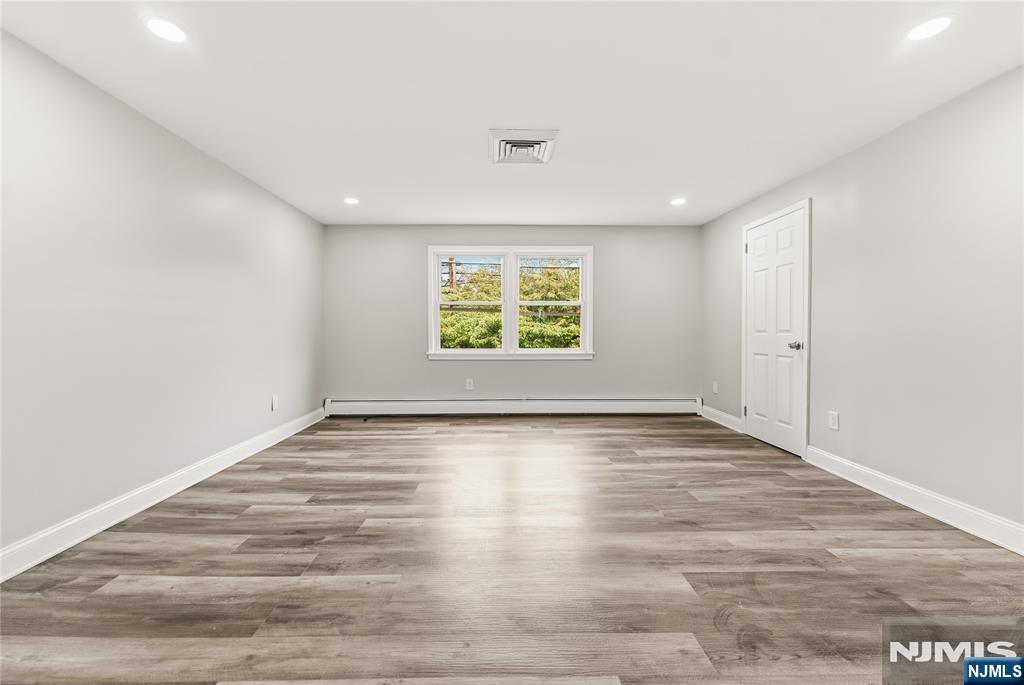 282 Farnham Avenue - Photo 3