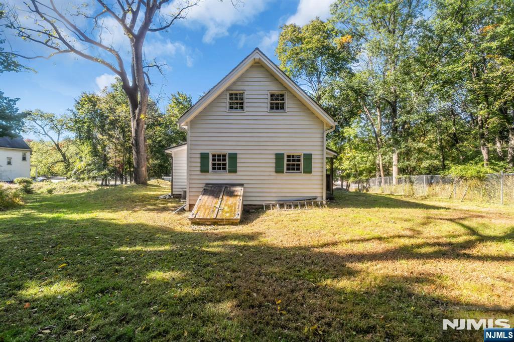 639A Piermont Road - Photo 5