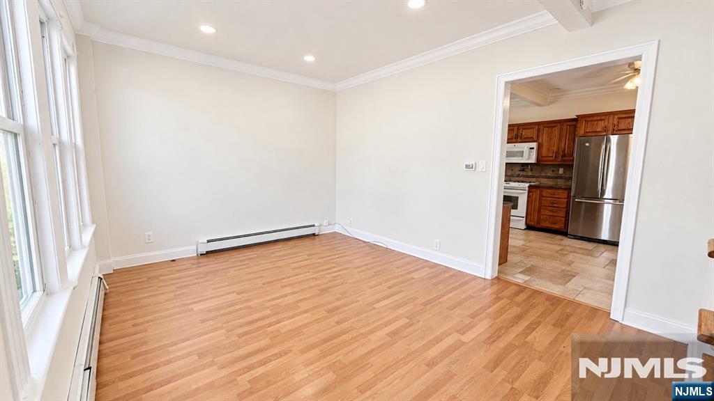 24 Parker Avenue - Photo 3