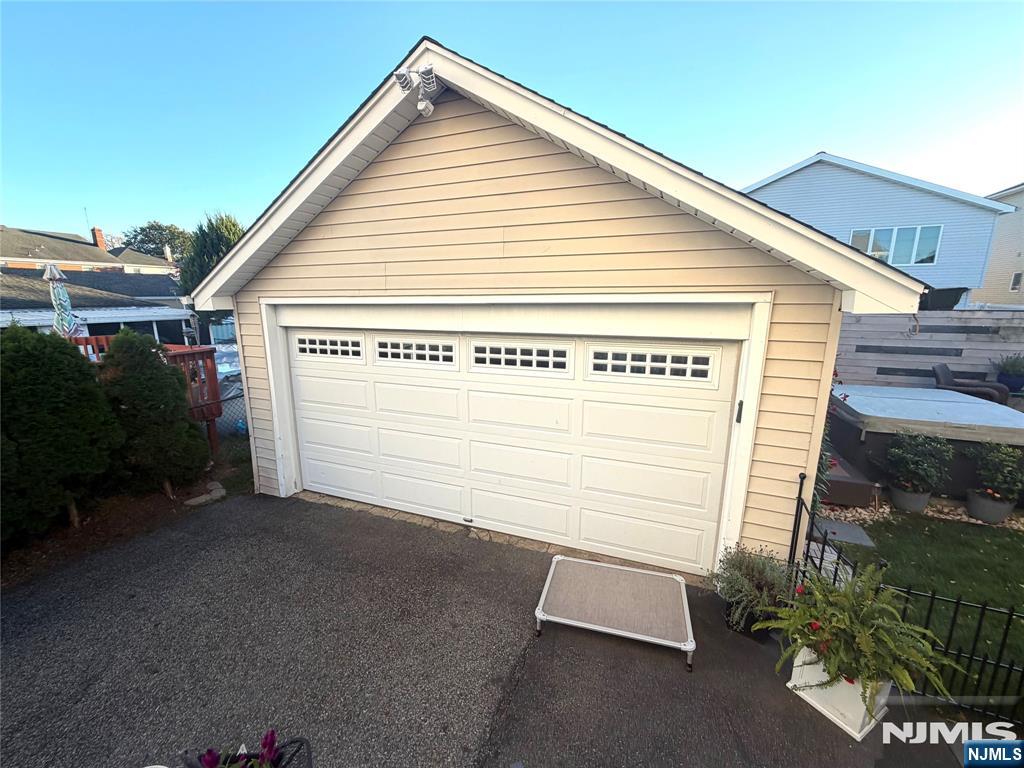 392 Highland Avenue - Photo 3