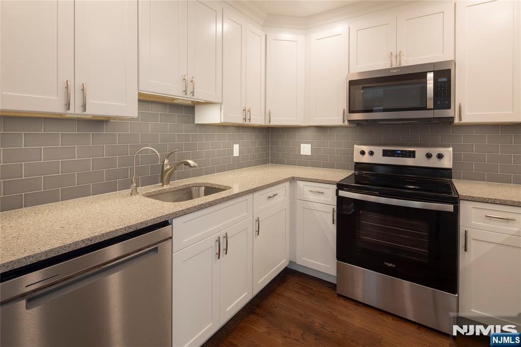 29 Linden Street 501 - Photo 3