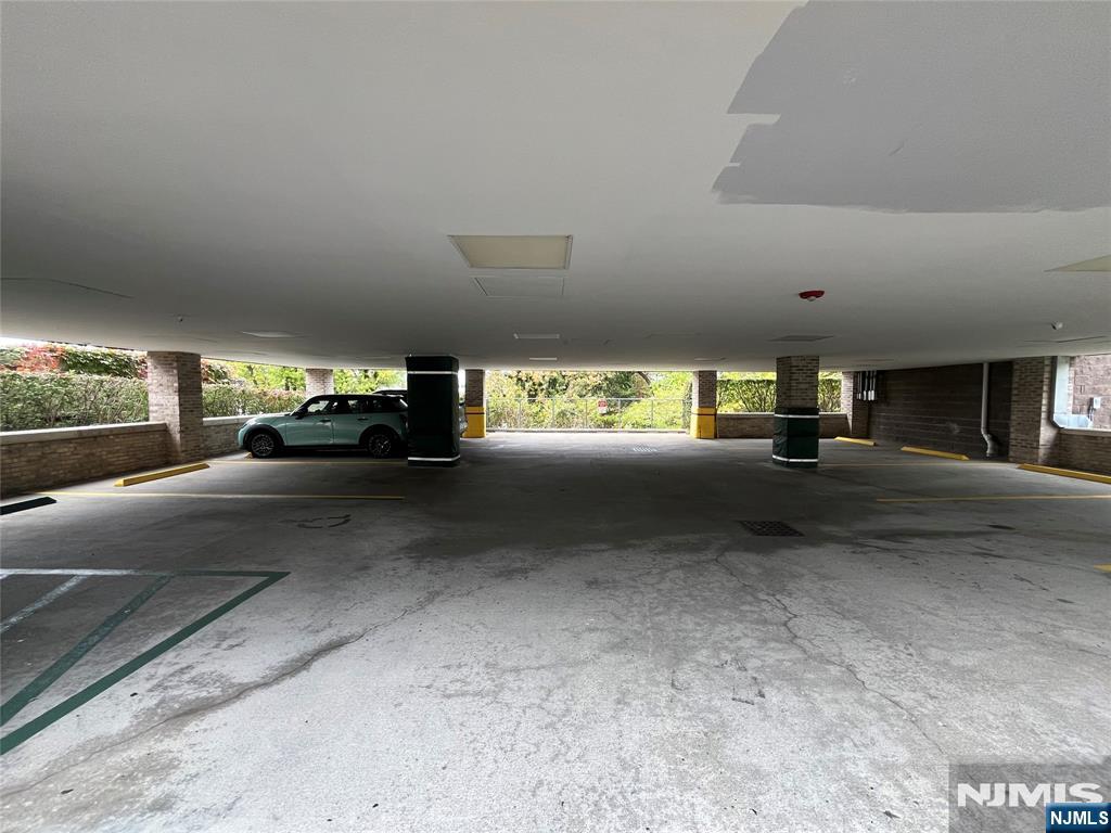 784 Grand Avenue - Photo 3