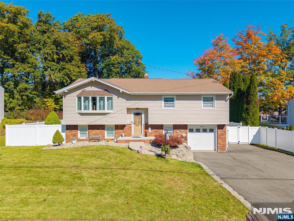 56 Outlook Street - Photo 1
