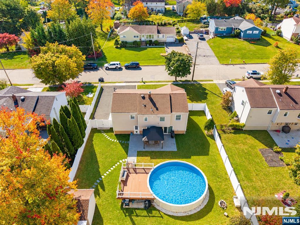 56 Outlook Street - Photo 2