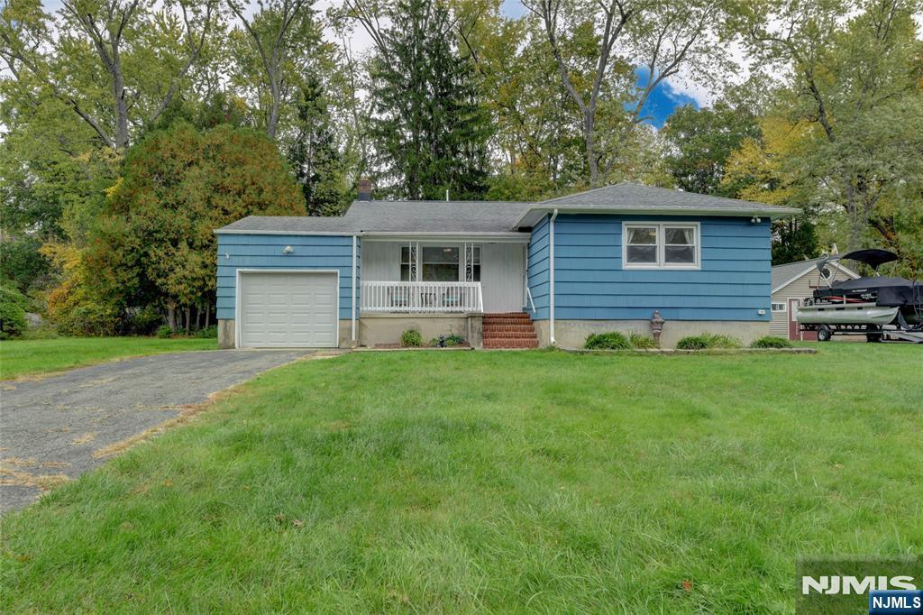 66 De Hart Street - Photo 1